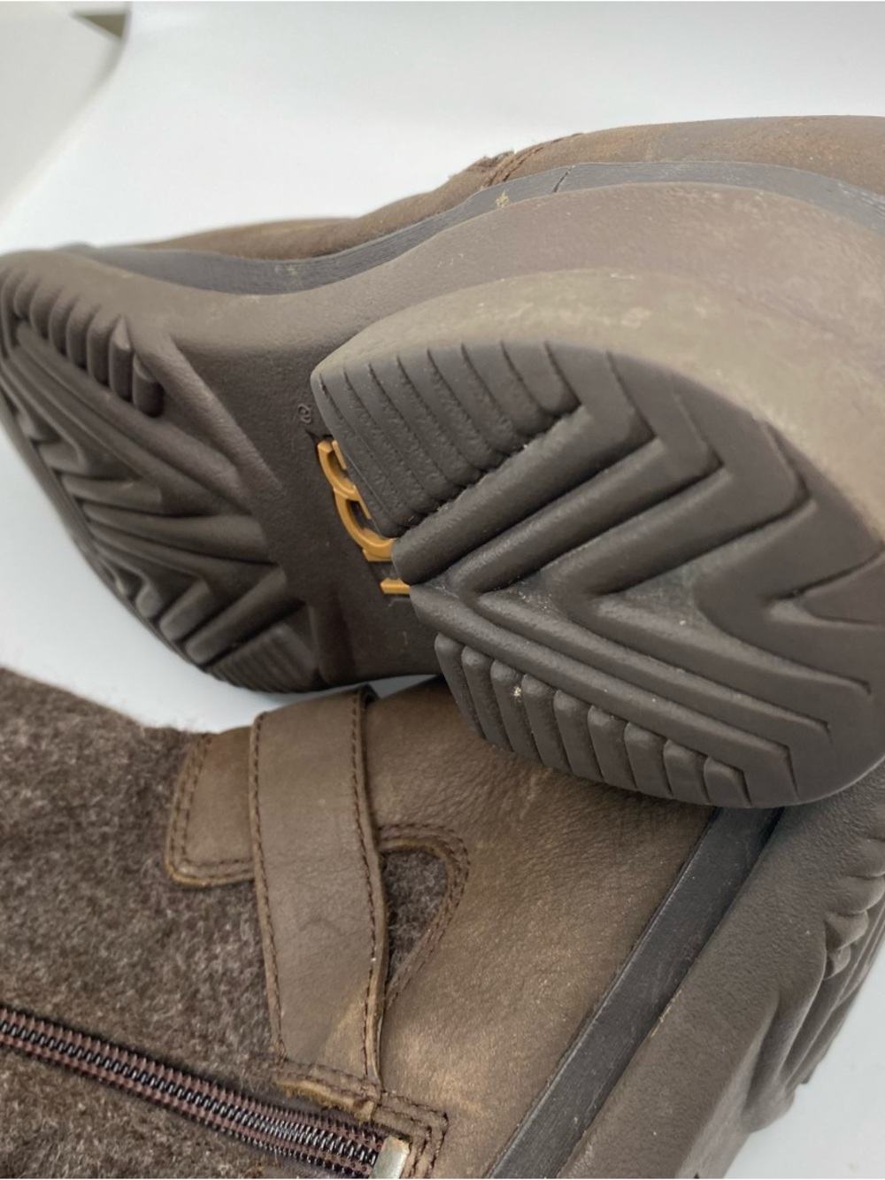 UGG Robbie Waterproof Leather Wool Boots Women's 8 Fleece Brown Buckle Outdoor - Picture 8 of 13